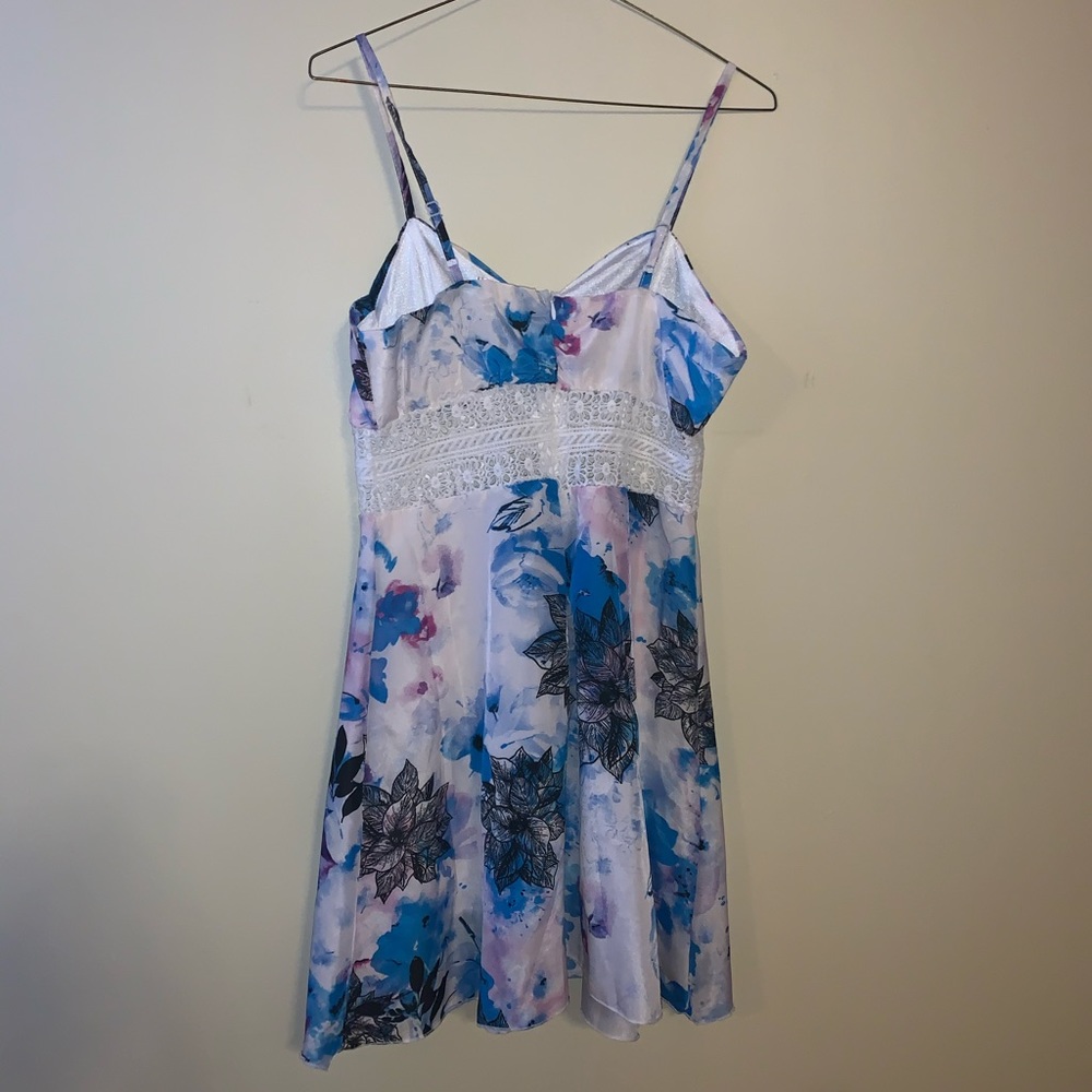 Floral Mini Dress - Picture 2 of 3